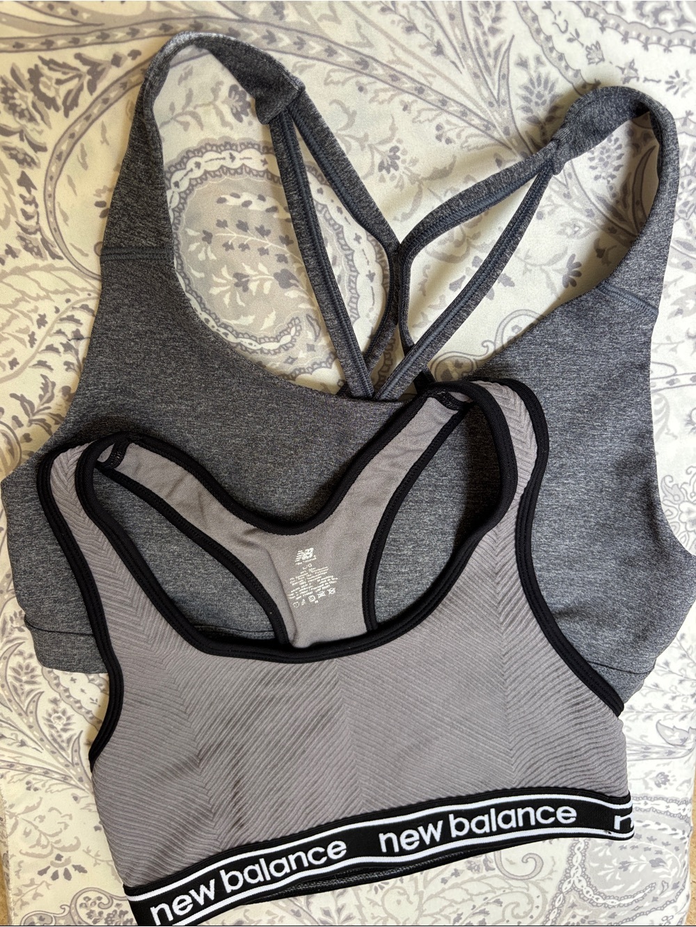 New Balance and Old Navy Gray & Charcoal Seamless Sports Bra Duo-size L